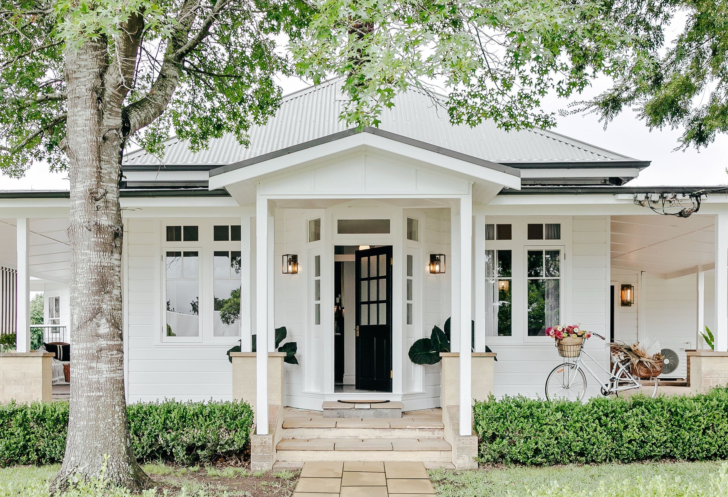 Entrance to Narraweema Guesthouse luxury accommodation