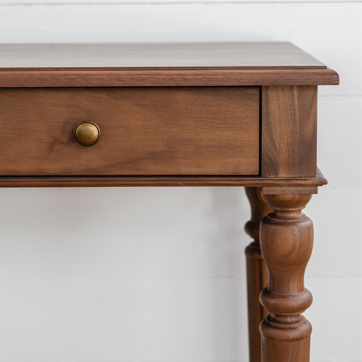 Chloé Console Table Walnut